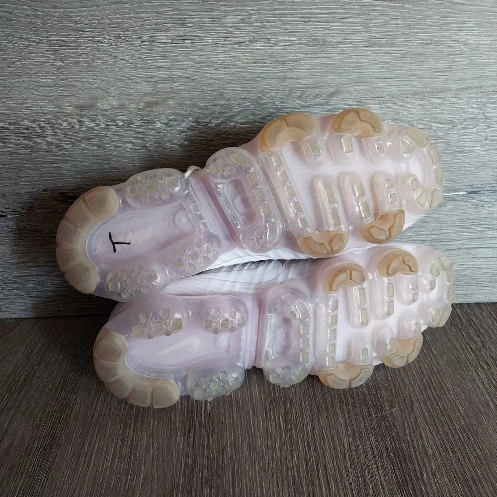 Women’s Nike Air VaporMax Light Violet Size 9.5
